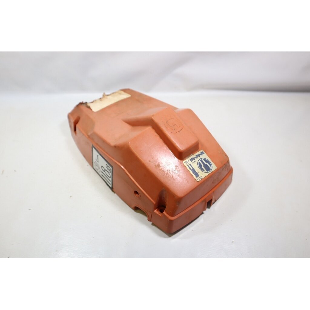 Genuine Cylinder Top Cover Husqvarna 36 41 136 141 chainsaw 530047609 3 Genuine Cylinder Top Cover Husqvarna 36 41 136 141 chainsaw 530047609 3