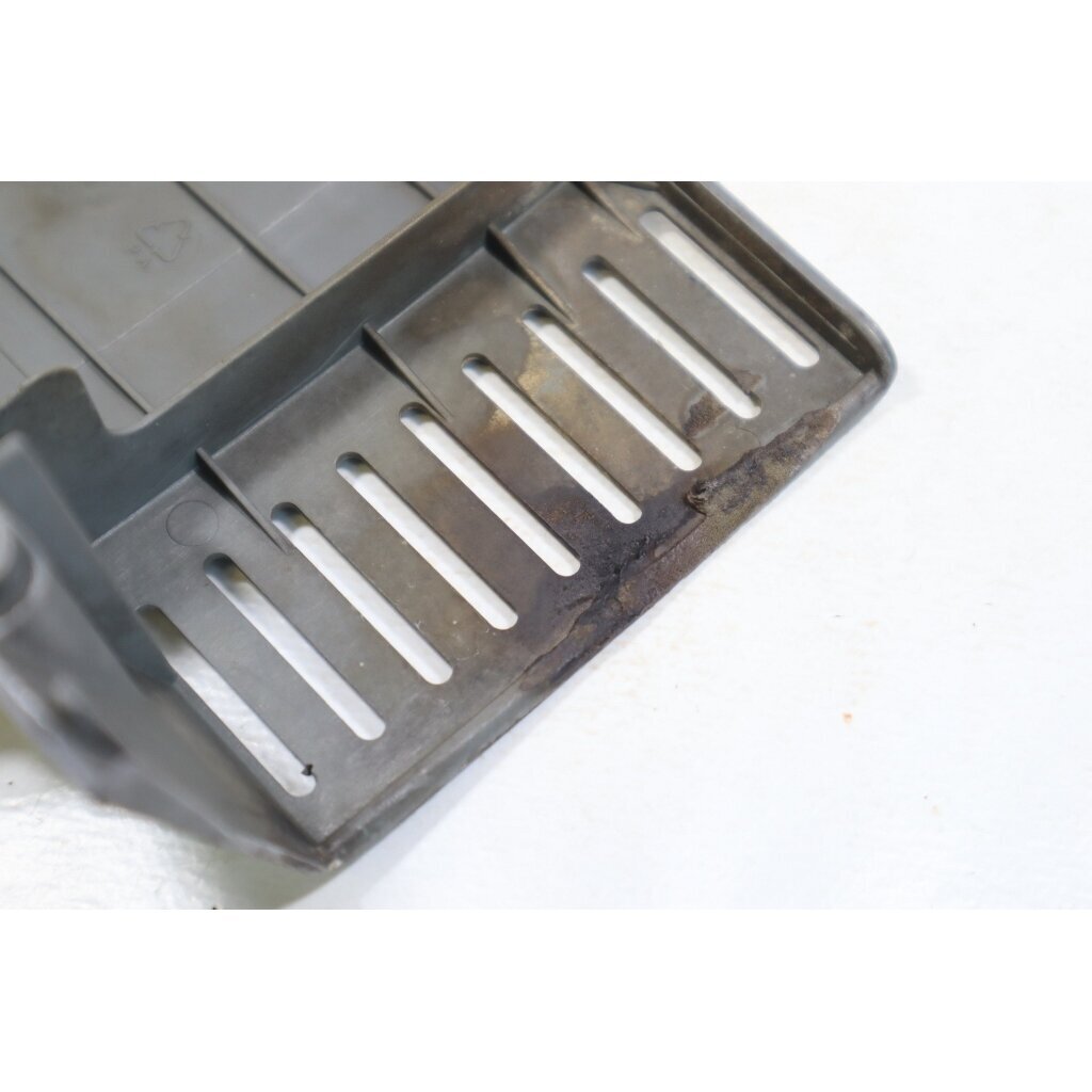 Genuine Cylinder Top Cover Oleo Mac 941 chainsaw 094100155R 9 Genuine Cylinder Top Cover Oleo Mac 941 chainsaw 094100155R 9