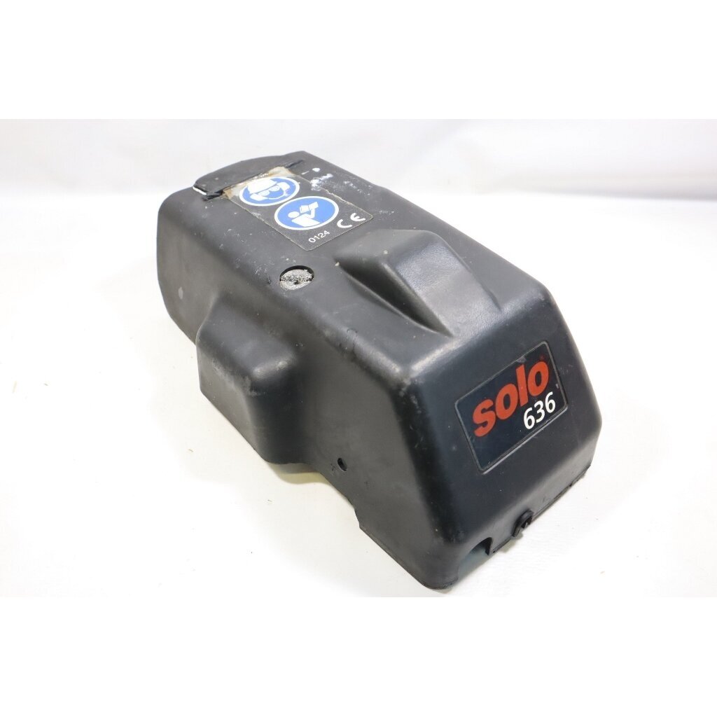 Genuine Cylinder Top Cover Solo 636 chainsaw 61 00 397 3 Genuine Cylinder Top Cover Solo 636 chainsaw 61 00 397 3