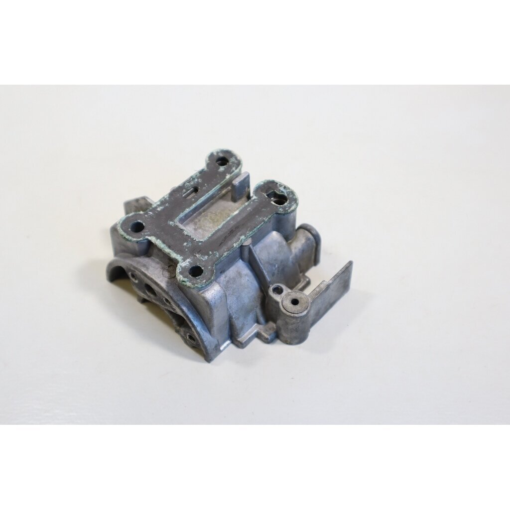 Genuine Engine Pan Cap Husqvarna 33 38 Partner 360 chainsaw 507476433 1 Genuine Engine Pan Cap Husqvarna 33 38 Partner 360 chainsaw 507476433 1