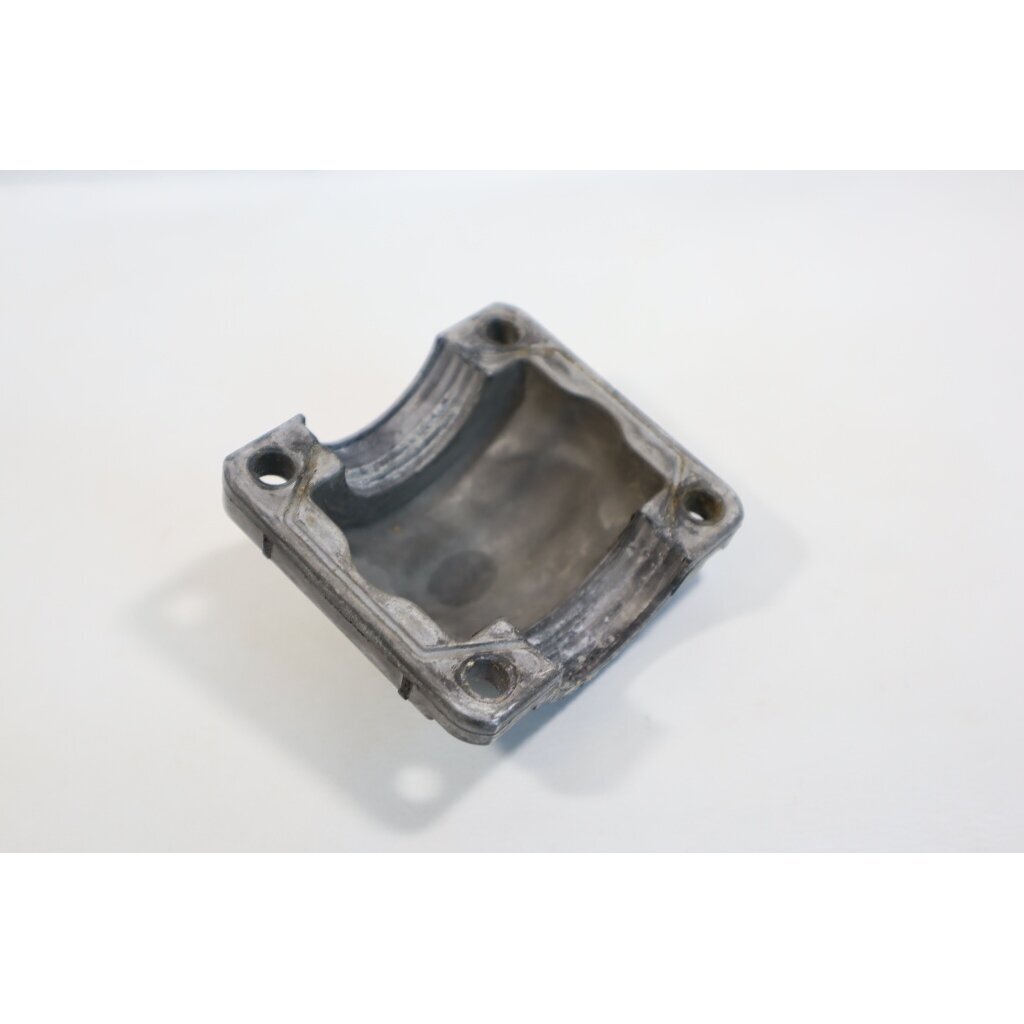 Genuine Engine Pan Cover McCULLOCH Poulan Jonsered CS2137 Partner 351 352 371 382 391 401 421 422 chainsaw 530037935 2 Genuine Engine Pan Cover McCULLOCH Poulan Jonsered CS2137 Partner 351 352 371 382 391 401 421 422 chainsaw 530037935 2