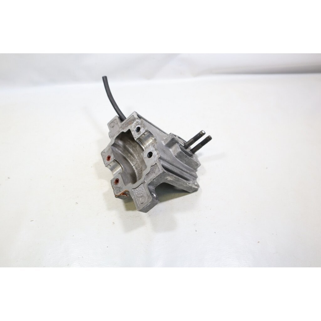 Genuine Engine Pan Crankcase McCulloch MAC836 838 AV chainsaw 301055 Genuine Engine Pan Crankcase McCulloch MAC836 838 AV chainsaw 301055