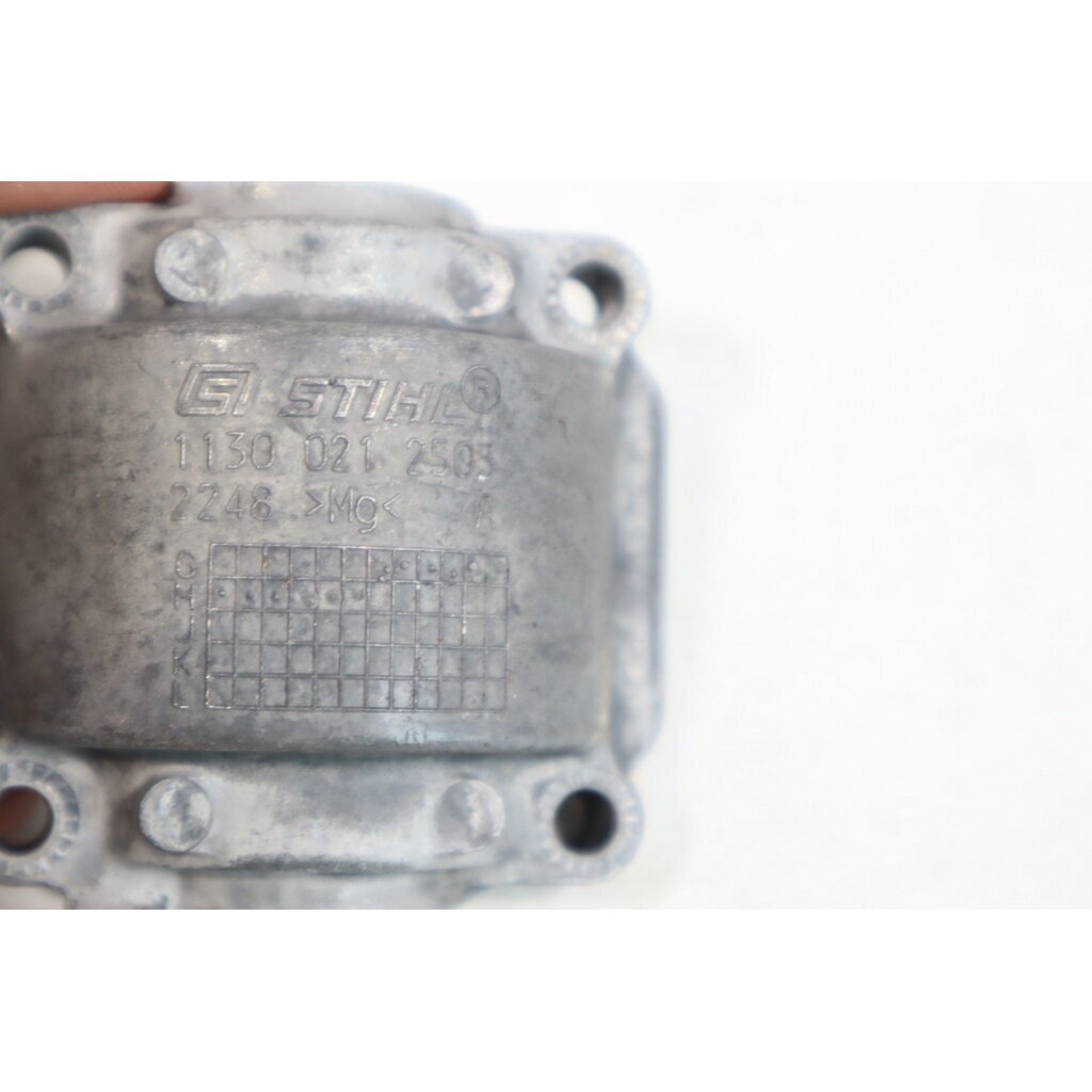 Genuine Engine Pan STIHL 017 018 MS170 MS180 chainsaw 1130 021 2504 5