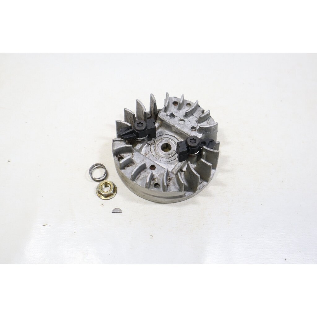 Genuine Flywheel McCulloch MAC 833 835 836 838 AV chainsaw 302220