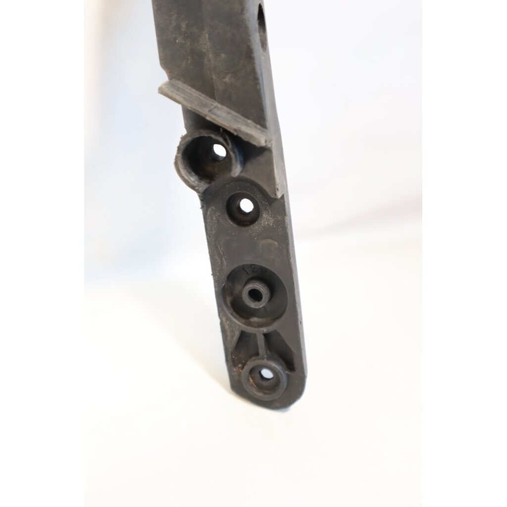 Genuine Front Handle McCULLOCH Poulan Jonsered CS2137 Partner 351 352 371 382 391 401 421 chainsaw 530047583 3