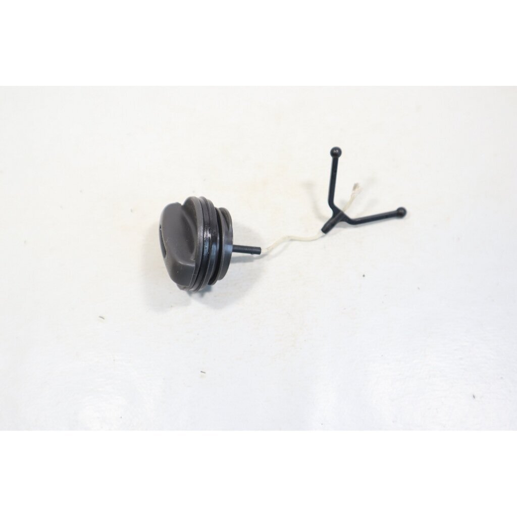 Genuine Fuel Oil Tank Cap Husqvarna 435 440 135 140 236 240 445 450 chainsaw 544111201 Genuine Fuel Oil Tank Cap Husqvarna 435 440 135 140 236 240 445 450 chainsaw 544111201