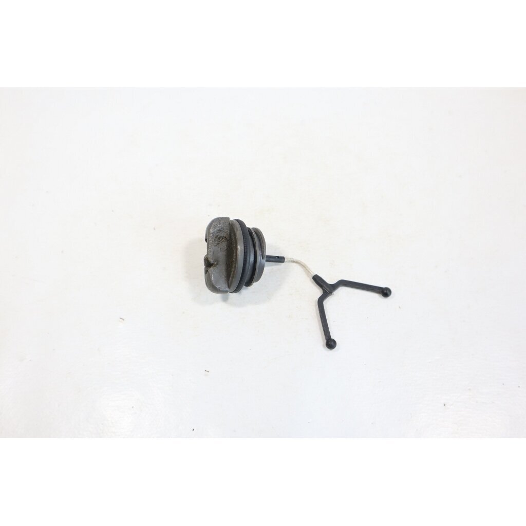 Genuine Fuel Oil Tank Cap Husqvarna T435 577878603 Genuine Fuel Oil Tank Cap Husqvarna T435 577878603