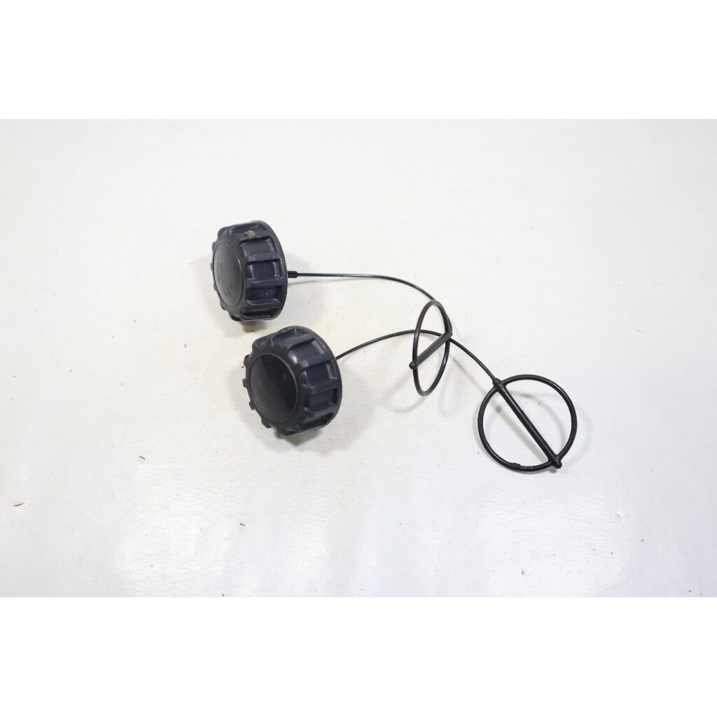 Genuine Fuel Oil Tank Cap STIGA SP340 chainsaw 4252010 1 Genuine Fuel Oil Tank Cap STIGA SP340 chainsaw 4252010 1