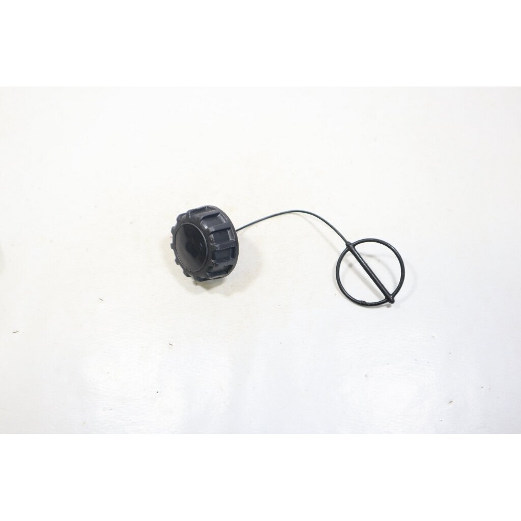 Genuine Fuel Oil Tank Cap STIGA SP340 chainsaw 4252010 Genuine Fuel Oil Tank Cap STIGA SP340 chainsaw 4252010