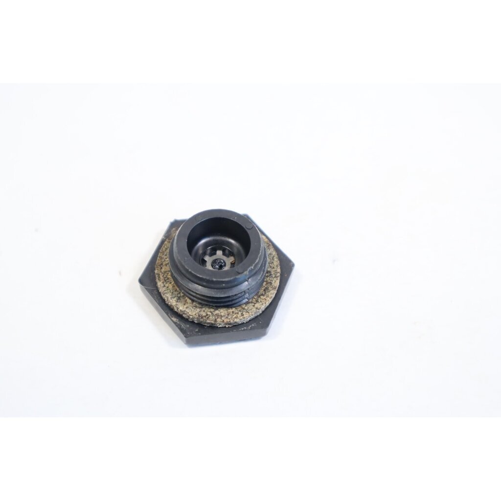Genuine Fuel Tank Cap Jobu SL35B chainsaw 2 Genuine Fuel Tank Cap Jobu SL35B chainsaw 2