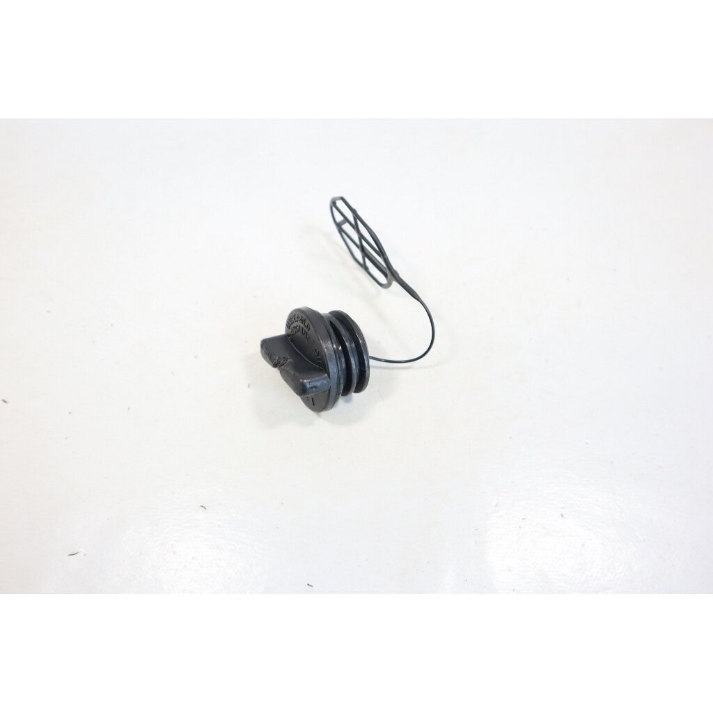 Genuine Fuel Tank Cap Jonsered HT21 HT2121 HT25 Husqvarna 18H McCULLOCH Mac 5616 Lite MAC MDAHT 25 GHT T55 Partner HG 5616 Poulan HT25WT Hedge Trimmer 530036965 Genuine Fuel Tank Cap Jonsered HT21 HT2121 HT25 Husqvarna 18H McCULLOCH Mac 5616 Lite MAC MDAHT 25 GHT T55 Partner HG 5616 Poulan HT25WT Hedge Trimmer 530036965