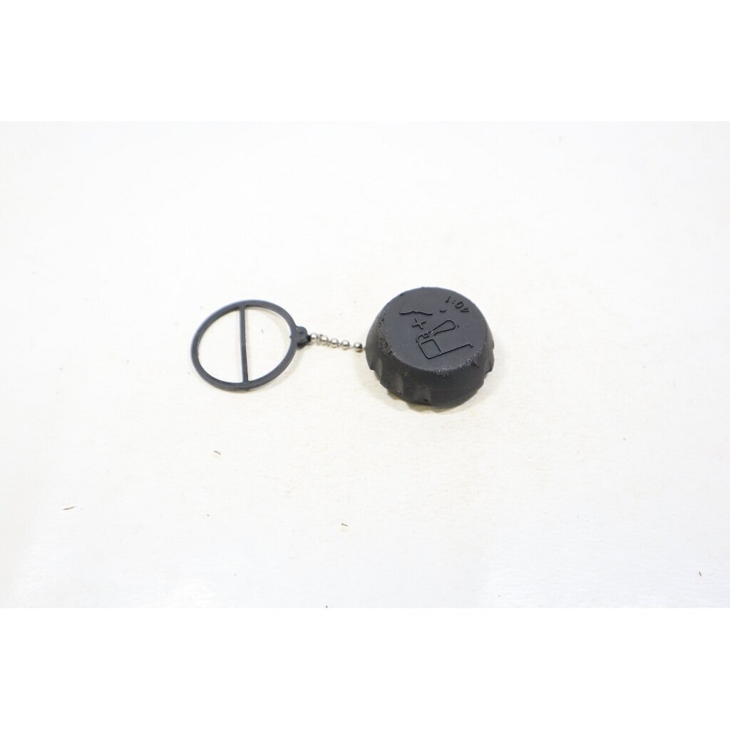 Genuine Fuel Tank Cap McCulloch MAC 833 835 836 838 AV chainsaw 300564 Genuine Fuel Tank Cap McCulloch MAC 833 835 836 838 AV chainsaw 300564