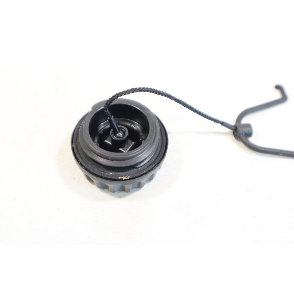 Genuine Fuel Tank Cap STIHL 020 021 023 025 024 026 028 034 036 038 MS290 MS310 MS390 MS640 MS650 MS660 chainsaw 0000 350 0520 2 Genuine Fuel Tank Cap STIHL 020 021 023 025 024 026 028 034 036 038 MS290 MS310 MS390 MS640 MS650 MS660 chainsaw 0000 350 0520 2