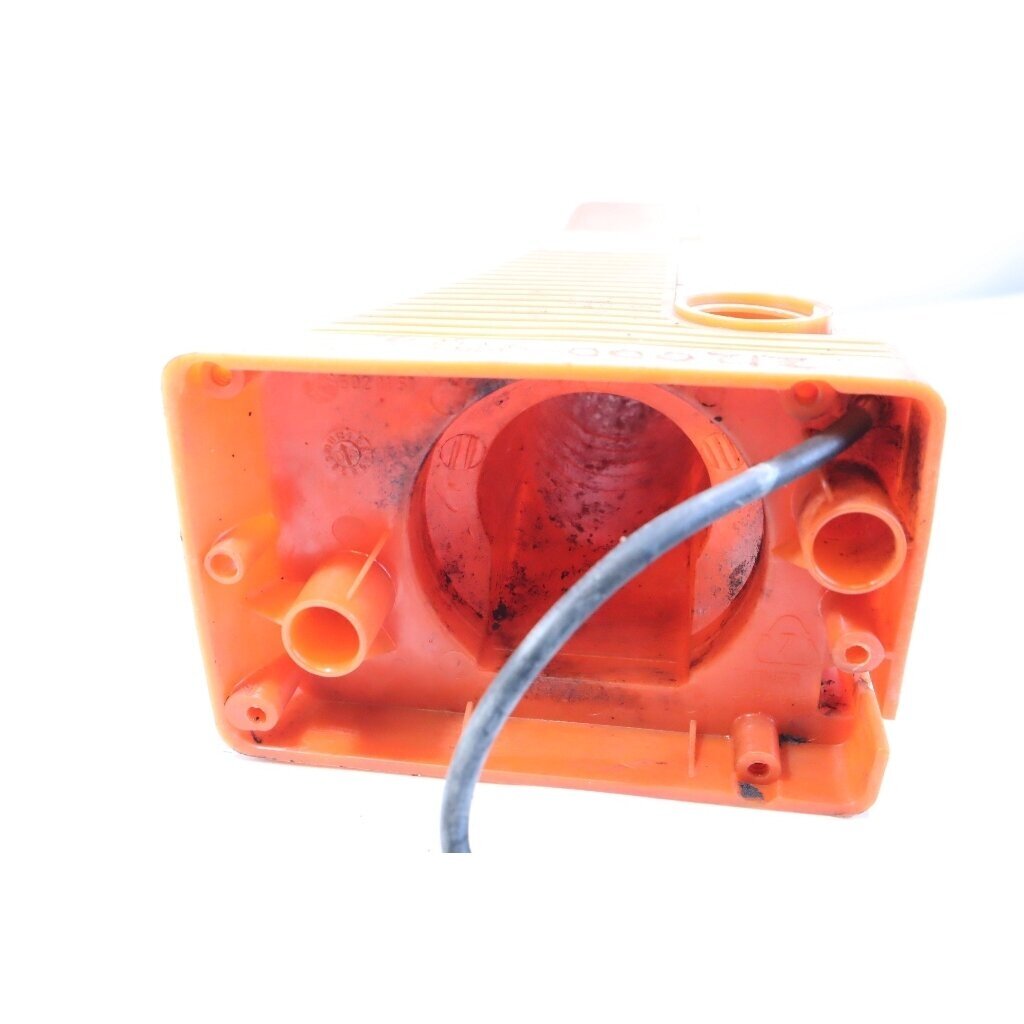 Genuine Fuel Tank Husqvarna 39R 240R 245R 245RX 250R 250RX 252RX brushcutter 502115104 4 Genuine Fuel Tank Husqvarna 39R 240R 245R 245RX 250R 250RX 252RX brushcutter 502115104 4