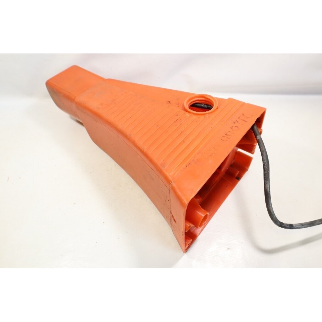 Genuine Fuel Tank Husqvarna 39R 240R 245R 245RX 250R 250RX 252RX brushcutter 502115104 1 Genuine Fuel Tank Husqvarna 39R 240R 245R 245RX 250R 250RX 252RX brushcutter 502115104 1