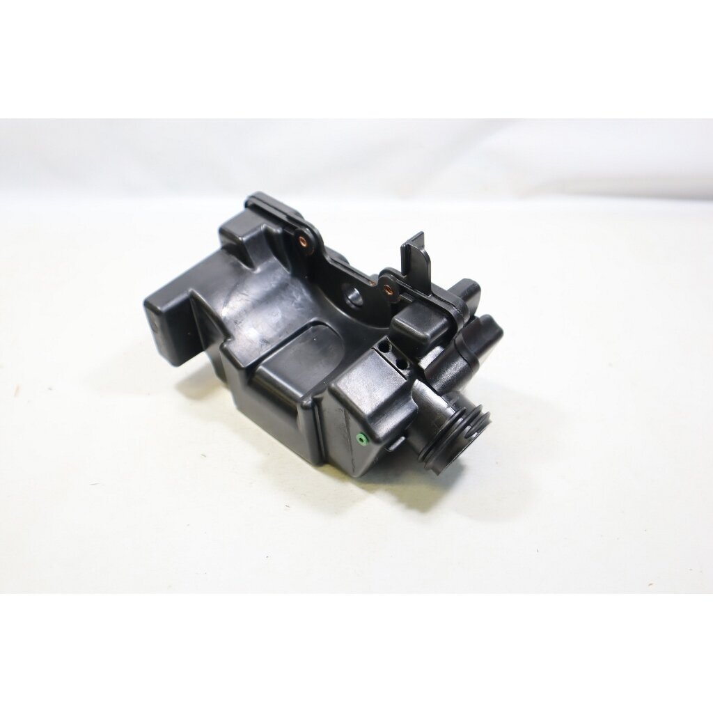 Genuine Fuel Tank McCulloch MAC 833 835 836 838 AV chainsaw 801834 1 Genuine Fuel Tank McCulloch MAC 833 835 836 838 AV chainsaw 801834 1