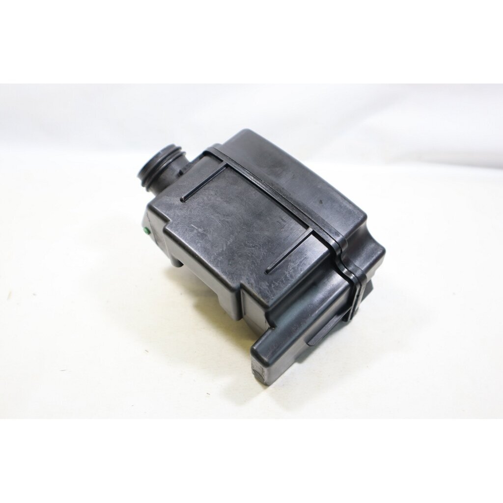 Genuine Fuel Tank McCulloch MAC 833 835 836 838 AV chainsaw 801834 7 Genuine Fuel Tank McCulloch MAC 833 835 836 838 AV chainsaw 801834 7