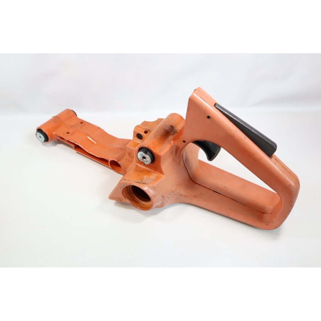 Genuine Fuel Tank Rear Handle Husqvarna 136 137 141 142 chainsaw 530052446 1 Genuine Fuel Tank Rear Handle Husqvarna 136 137 141 142 chainsaw 530052446 1