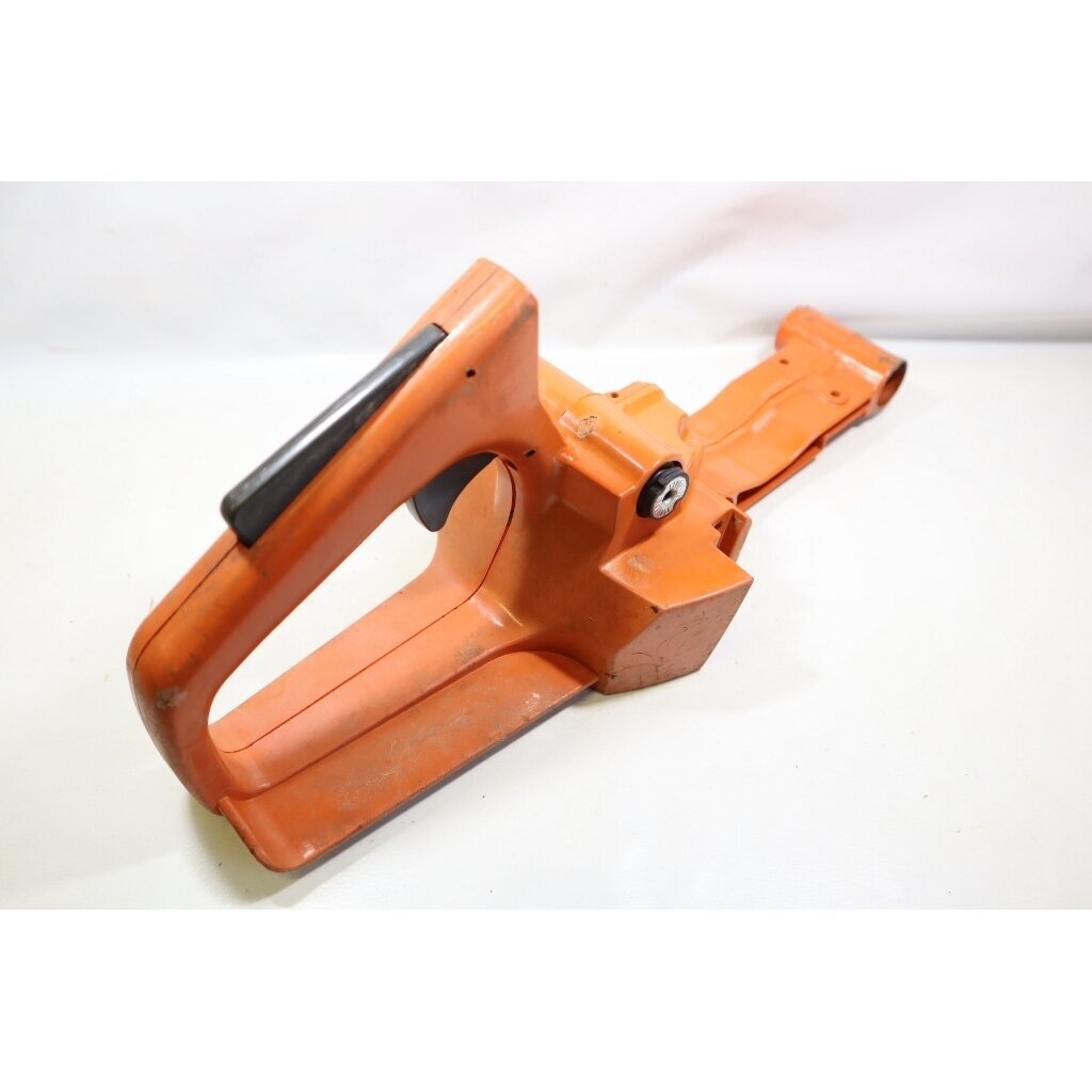 Genuine Fuel Tank Rear Handle Husqvarna 136 137 141 142 chainsaw 530052446 2 Genuine Fuel Tank Rear Handle Husqvarna 136 137 141 142 chainsaw 530052446 2