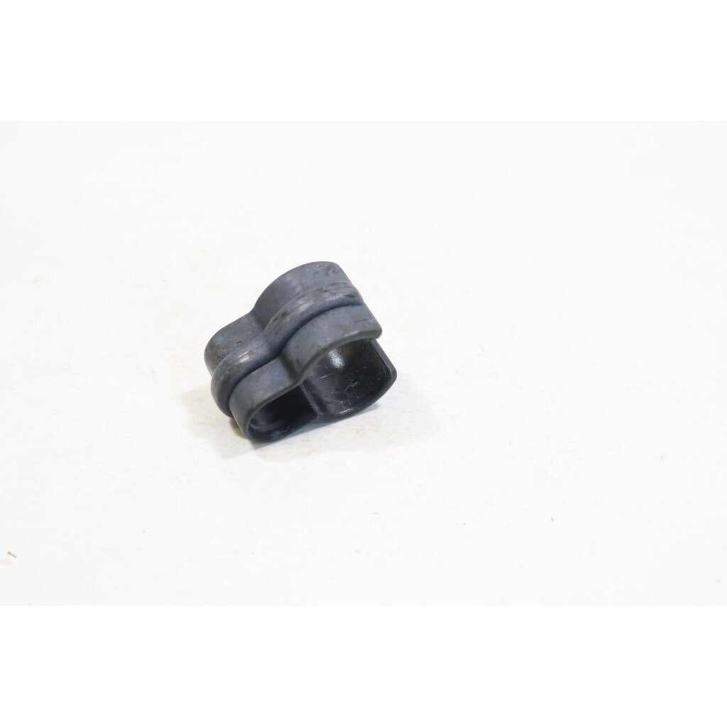 Genuine Grommet Clamp Jonsered GR2036 Husqvarna 125R 128R 225R 232R 235R 240R 245R 245RX 250R 250RX 252RC 322R 323R 325RX 326RX 327RX brushcutter 502211201 2