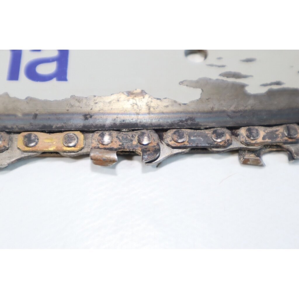 Genuine Guide Bar & Chain 0.50 1.3mm 14" 52DL 3/8" Husqvarna Jonsered chainsaw 2 Genuine Guide Bar & Chain 0.50 1.3mm 14" 52DL 3/8" Husqvarna Jonsered chainsaw 2