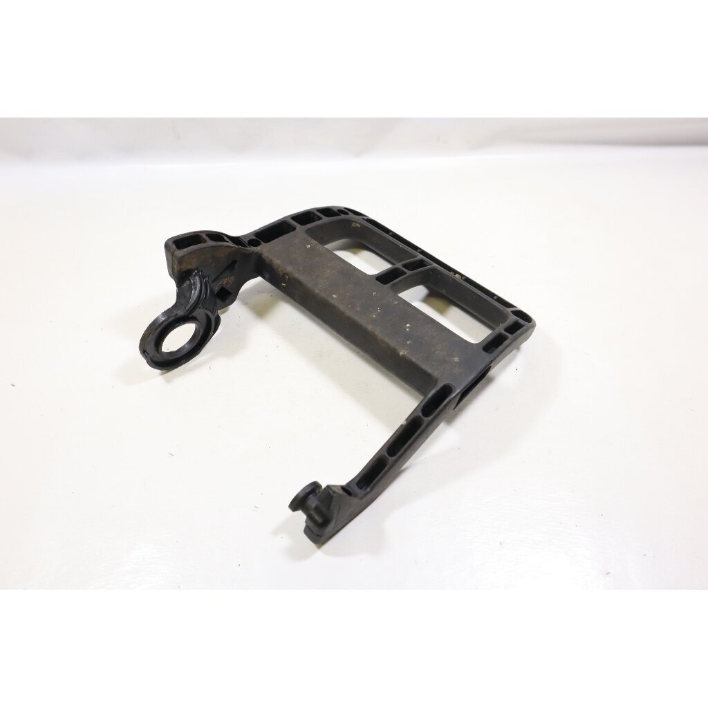 Genuine Hand Guard Dolmar PS341 PS33 PS340 PS400 PS401 chainsaw 028213610 3 Genuine Hand Guard Dolmar PS341 PS33 PS340 PS400 PS401 chainsaw 028213610 3