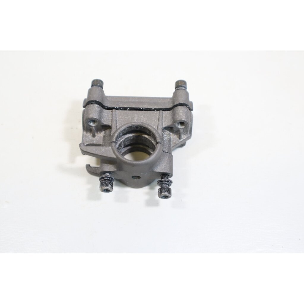 Genuine Handle Holder Clamp Makita EM2600U brushcutter 4 Genuine Handle Holder Clamp Makita EM2600U brushcutter 4