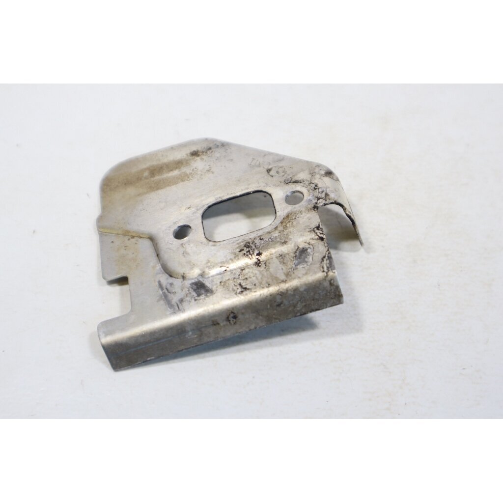Genuine Heat Deflector Husqvarna 435 440 135 140 Jonsered CS2240 chainsaw 501323101 3