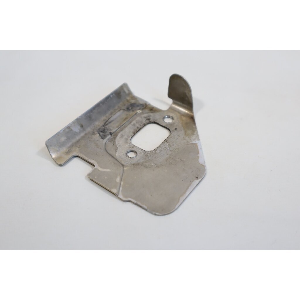 Genuine Heat Deflector Husqvarna 435 440 135 140 Jonsered CS2240 chainsaw 501323101 1 Genuine Heat Deflector Husqvarna 435 440 135 140 Jonsered CS2240 chainsaw 501323101 1