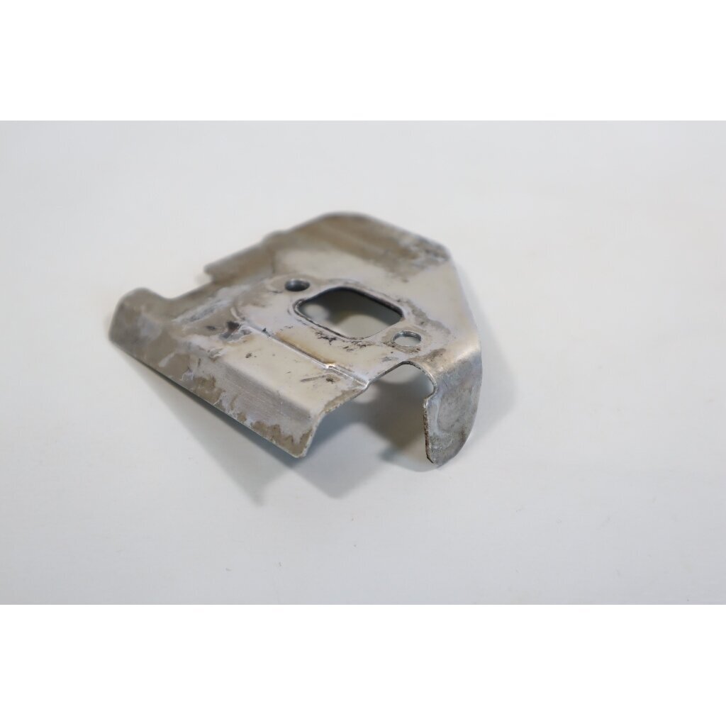 Genuine Heat Deflector Husqvarna 435 440 135 140 Jonsered CS2240 chainsaw 501323101 2 Genuine Heat Deflector Husqvarna 435 440 135 140 Jonsered CS2240 chainsaw 501323101 2