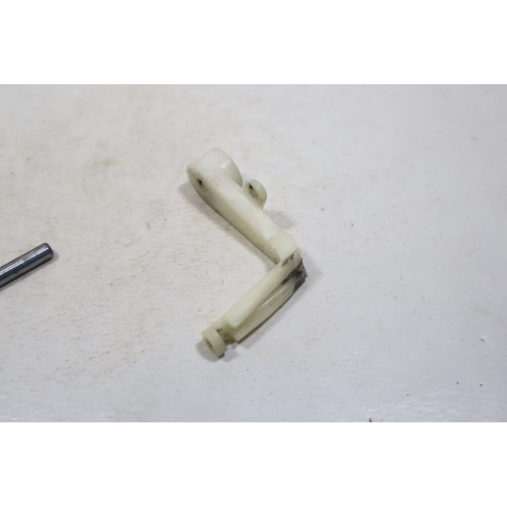 Genuine Lever Solo 605 606 chainsaw 6074688 2 Genuine Lever Solo 605 606 chainsaw 6074688 2