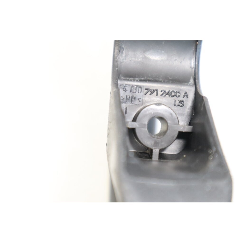 Genuine Loop Handle STIHL FS100 FS110 FS106 FS108 FS130 FS160 FS180 FS200 FS250 FS36 FS44 FS55 FS62 FS65 FS66 FS72 FS74 FS75 FS76 FS80 FS81 FS83 FS85 FS86 FS88 FS90 brushcutter 4130 791 2400 6 Genuine Loop Handle STIHL FS100 FS110 FS106 FS108 FS130 FS160 FS180 FS200 FS250 FS36 FS44 FS55 FS62 FS65 FS66 FS72 FS74 FS75 FS76 FS80 FS81 FS83 FS85 FS86 FS88 FS90 brushcutter 4130 791 2400 6