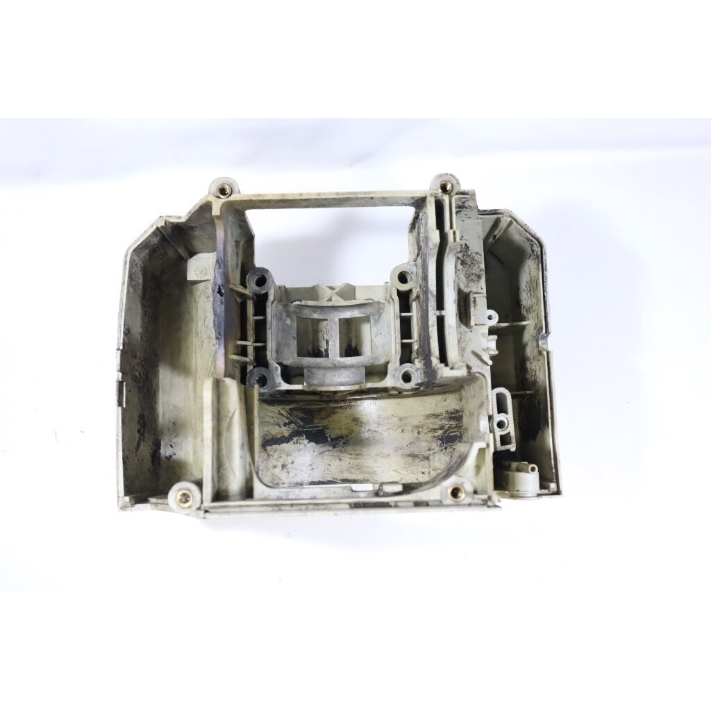 Genuine Motor Housing Dolmar MS 4000 4010 3300 3310 4500 4510 brushcutter 386 110 011 5 Genuine Motor Housing Dolmar MS 4000 4010 3300 3310 4500 4510 brushcutter 386 110 011 5
