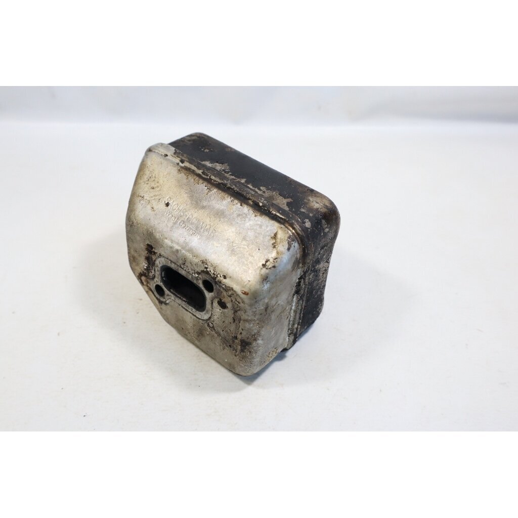 Genuine Muffler Dolmar 100 102 PS341 PS33 PS340 PS400 PS401 chainsaw 021174300 2 Genuine Muffler Dolmar 100 102 PS341 PS33 PS340 PS400 PS401 chainsaw 021174300 2