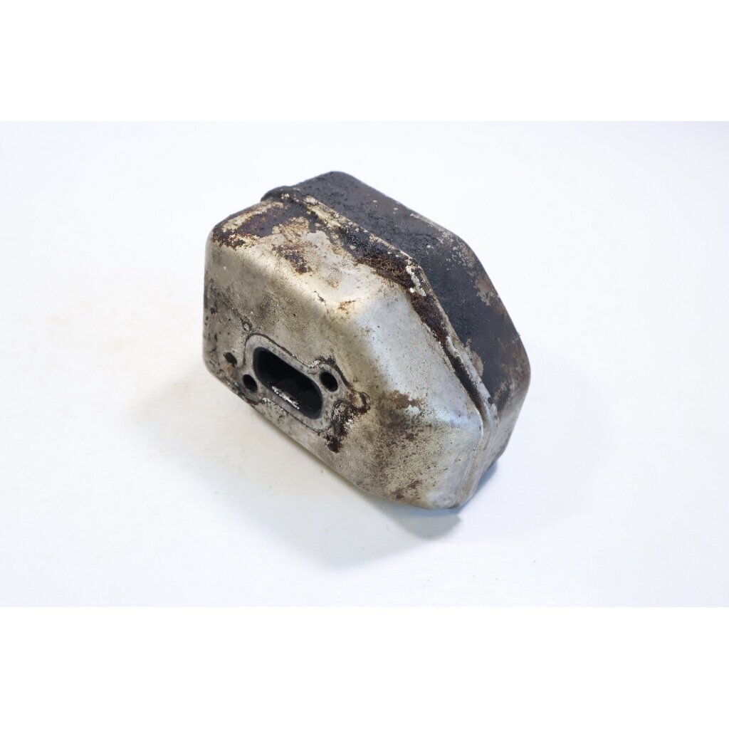 Genuine Muffler Dolmar 100 102 PS341 PS33 PS340 PS400 PS401 chainsaw 021174300 6 Genuine Muffler Dolmar 100 102 PS341 PS33 PS340 PS400 PS401 chainsaw 021174300 6