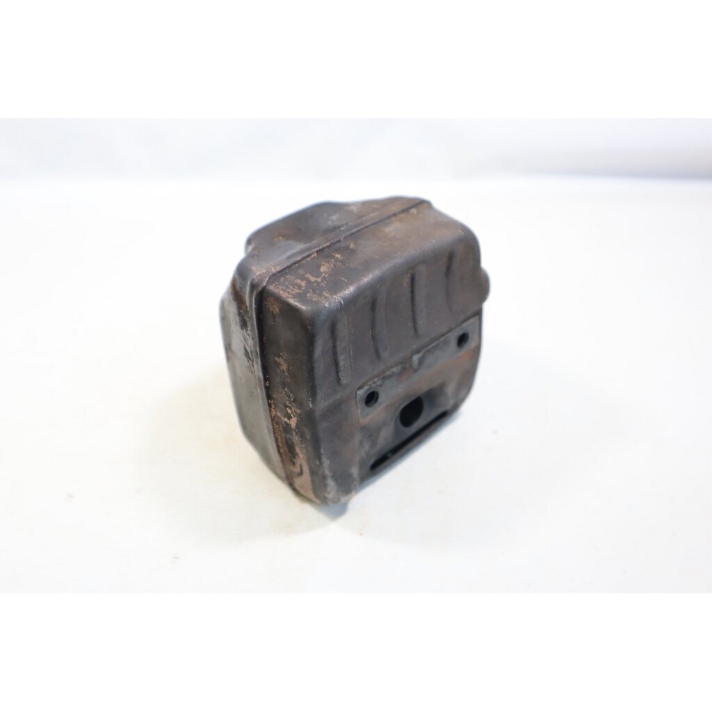 Genuine Muffler Efco 138 142 146 151 Oleo Mac 938 941 942 946 951 chainsaw 094600176 7 Genuine Muffler Efco 138 142 146 151 Oleo Mac 938 941 942 946 951 chainsaw 094600176 7