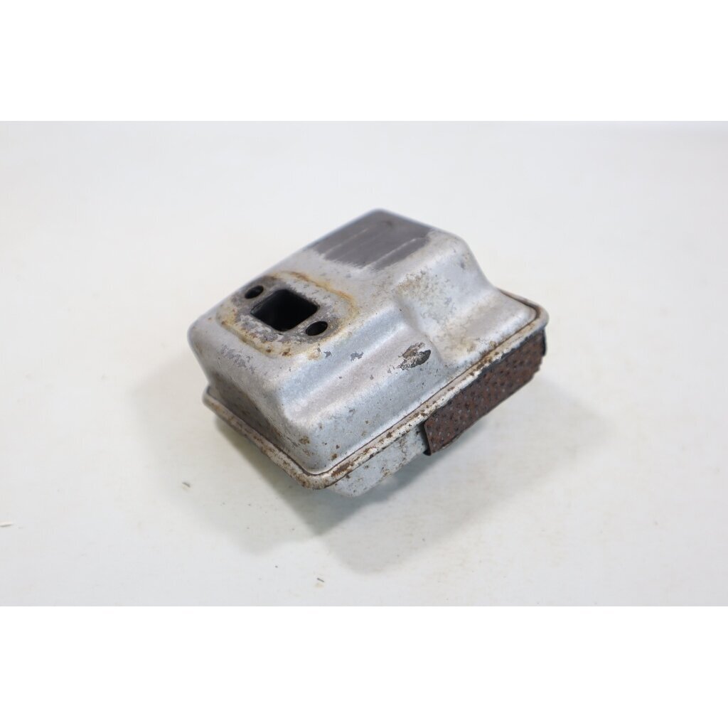 Genuine Muffler Exhaust Echo GT-220ES trimmer P021-016640 8 Genuine Muffler Exhaust Echo GT-220ES trimmer P021-016640 8