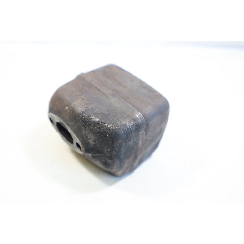 Genuine Muffler Exhaust Silencer Husqvarna 444 44 234 133 238 chainsaw 501585001 7 Genuine Muffler Exhaust Silencer Husqvarna 444 44 234 133 238 chainsaw 501585001 7
