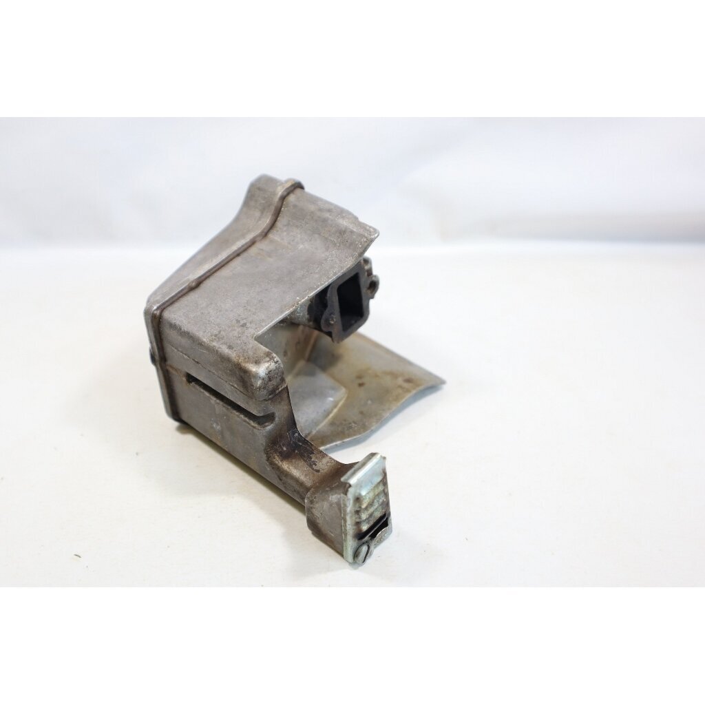 Genuine Muffler Exhaust STIHL 010AV chainsaw 1120 007 1009 3