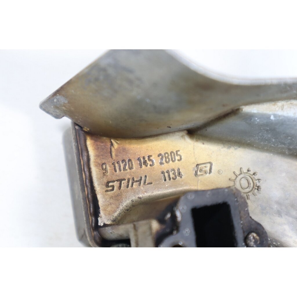 Genuine Muffler Exhaust STIHL 010AV chainsaw 1120 007 1009 9