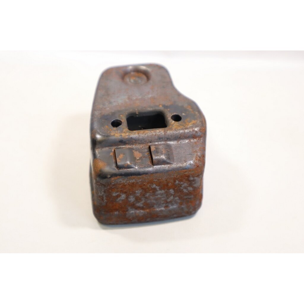 Genuine Muffler McCULLOCH Poulan Jonsered CS2137 Partner 351 352 371 382 391 401 421 422 chainsaw 530047207 6 Genuine Muffler McCULLOCH Poulan Jonsered CS2137 Partner 351 352 371 382 391 401 421 422 chainsaw 530047207 6