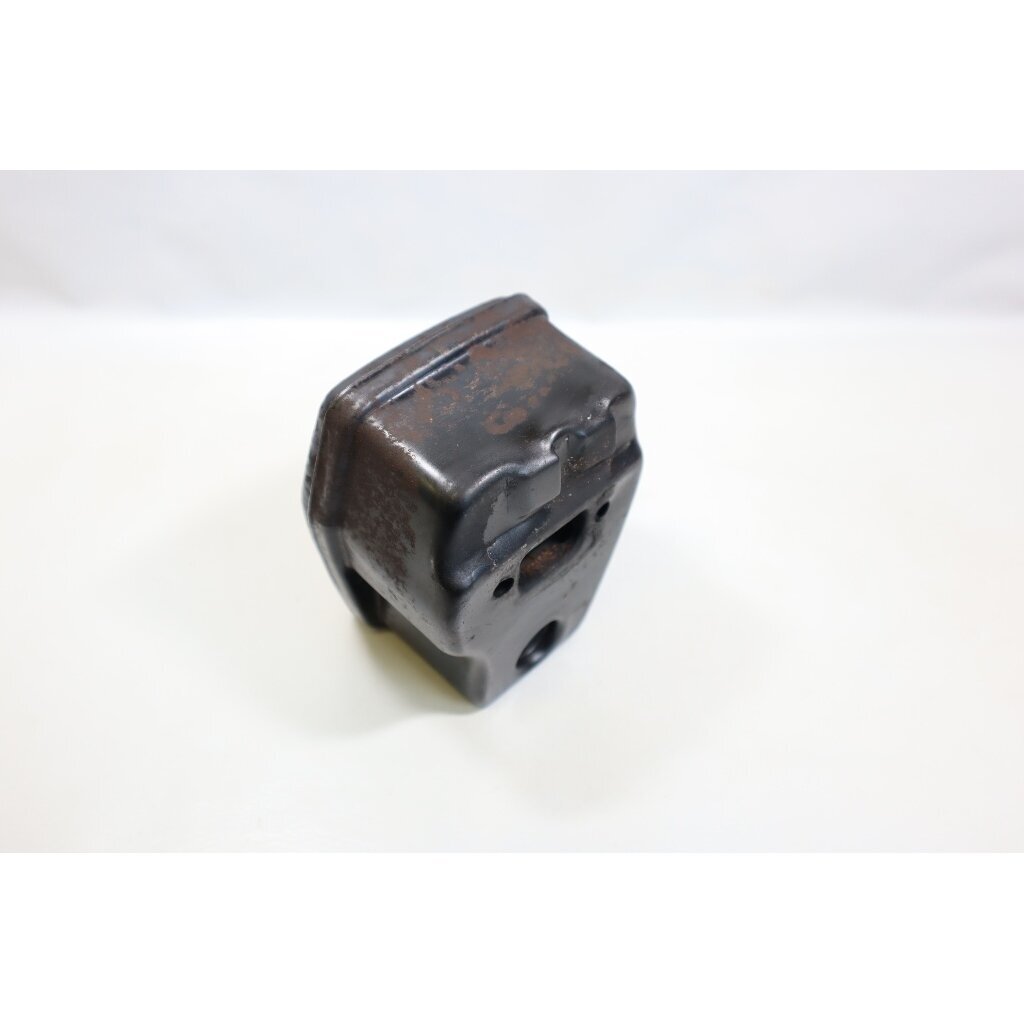 Genuine Muffler McCULLOCH Poulan Jonsered CS2137 Partner 351 352 371 382 391 401 421 422 chainsaw 530047207 1 Genuine Muffler McCULLOCH Poulan Jonsered CS2137 Partner 351 352 371 382 391 401 421 422 chainsaw 530047207 1