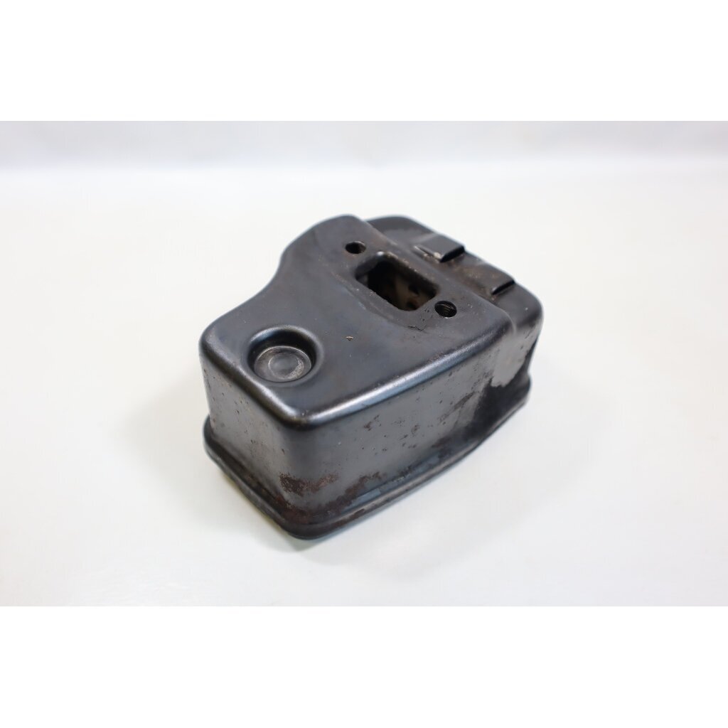 Genuine Muffler McCULLOCH Poulan Jonsered CS2137 Partner 351 352 371 382 391 401 421 422 chainsaw 530047207 5 Genuine Muffler McCULLOCH Poulan Jonsered CS2137 Partner 351 352 371 382 391 401 421 422 chainsaw 530047207 5
