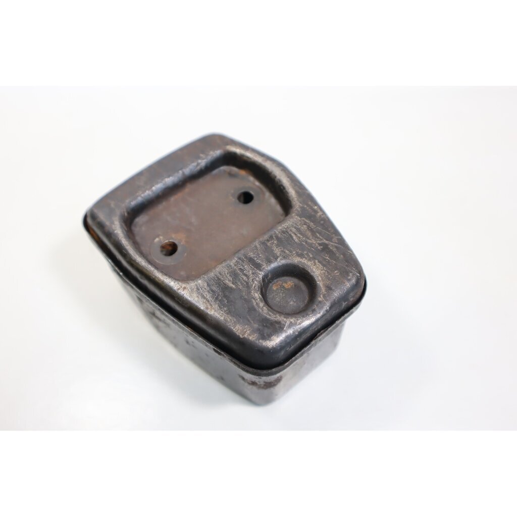 Genuine Muffler McCULLOCH Poulan Jonsered CS2137 Partner 351 352 371 382 391 401 421 422 chainsaw 530047207 6 Genuine Muffler McCULLOCH Poulan Jonsered CS2137 Partner 351 352 371 382 391 401 421 422 chainsaw 530047207 6