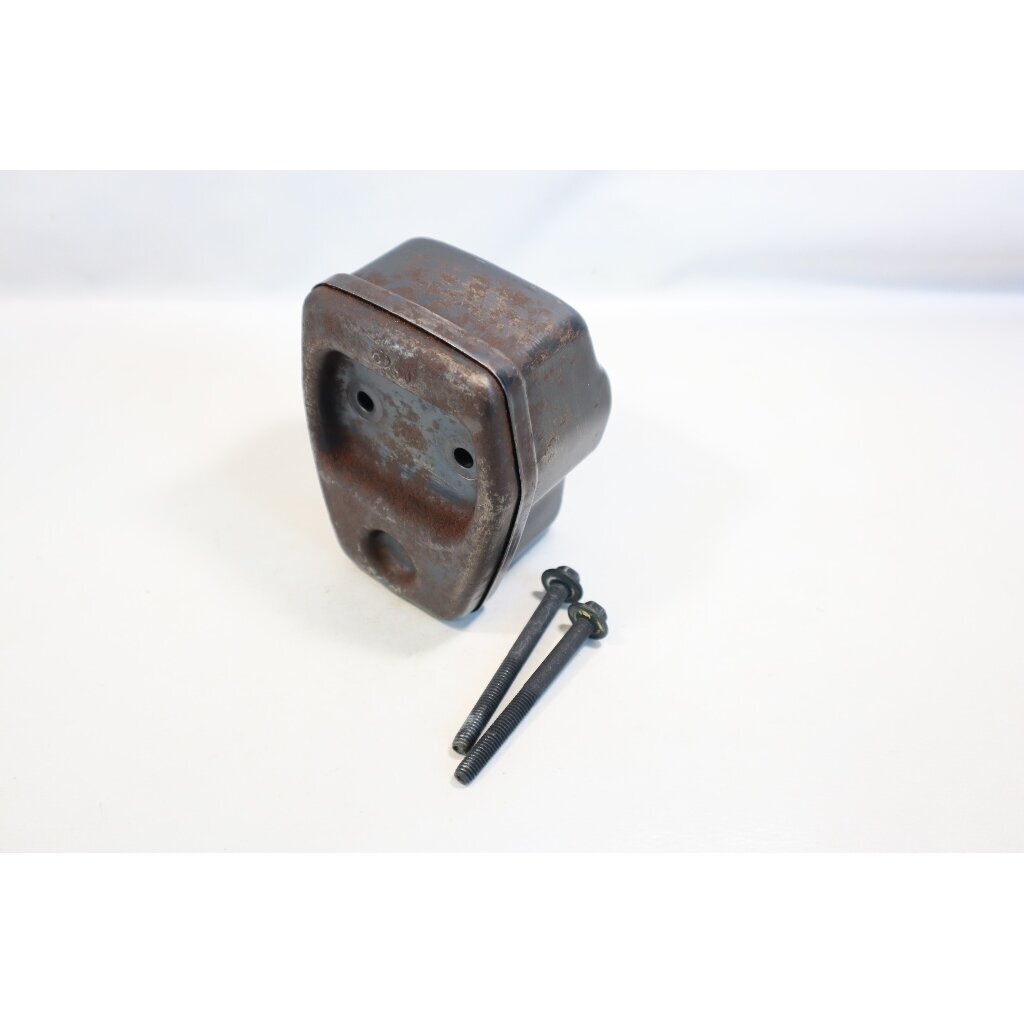 Genuine Muffler McCULLOCH Poulan Jonsered CS2137 Partner 351 352 371 382 391 401 421 422 chainsaw 530047207