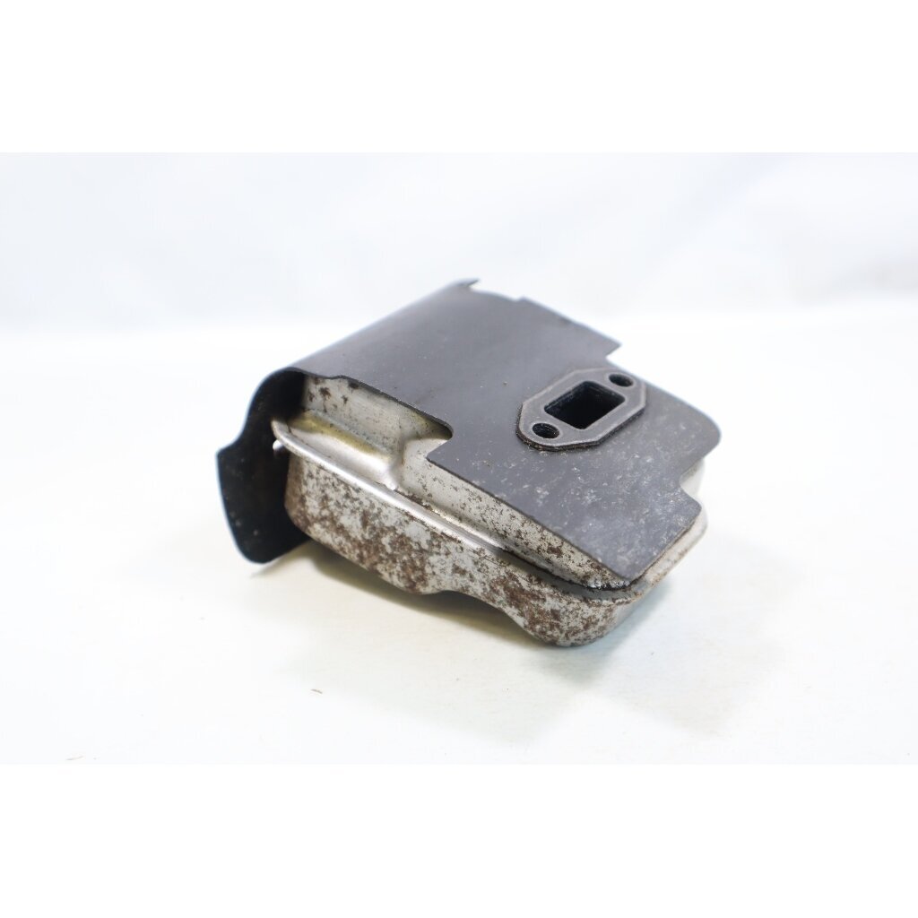 Genuine Muffler Tanaka THT-2100 THT-2000 hedge trimmer 6692483 5 Genuine Muffler Tanaka THT-2100 THT-2000 hedge trimmer 6692483 5