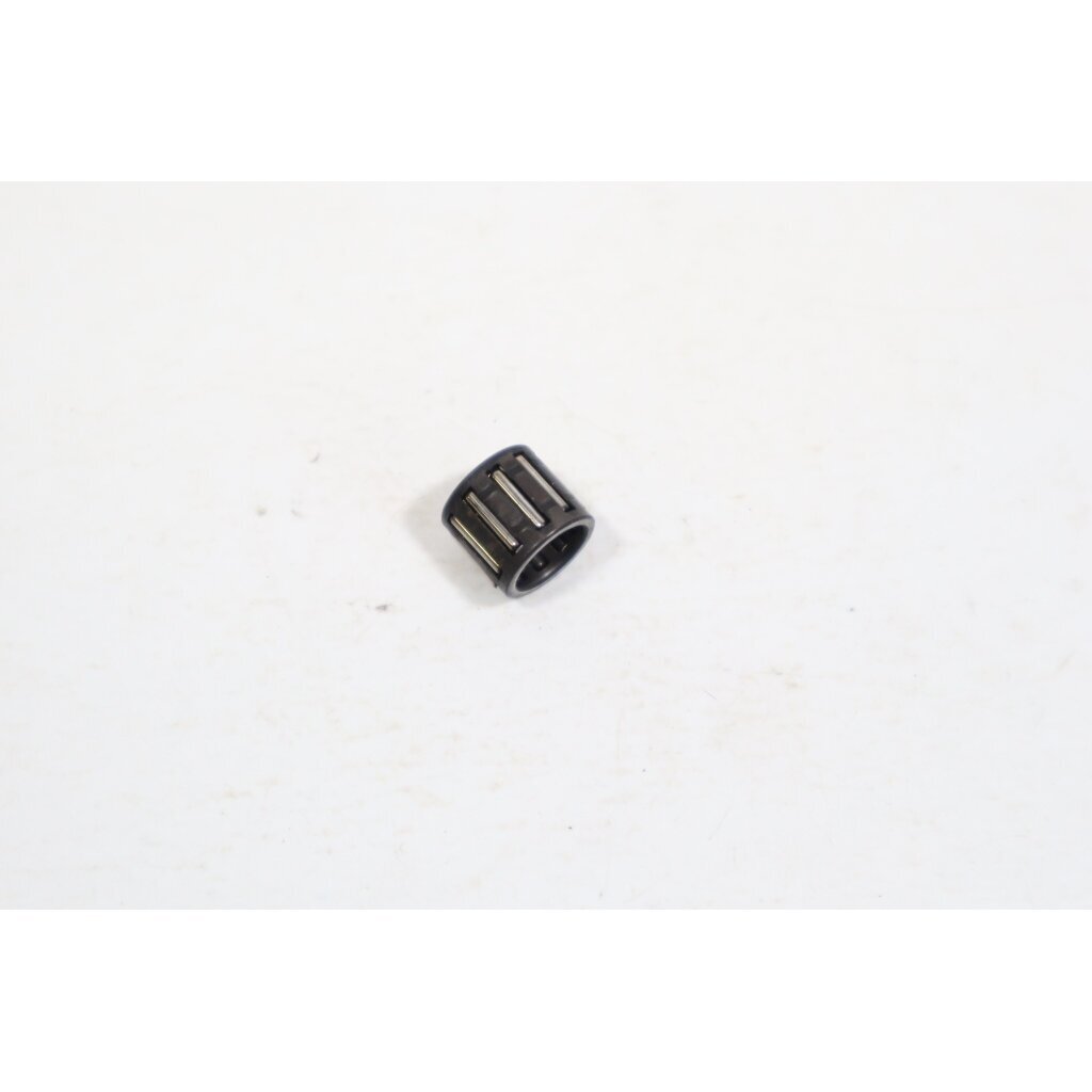 Genuine Needle Bearing Piston Husqvarna 223R 225R 227R 322R 323R 325RX 326RX 327RDX trimmer 503712201 Genuine Needle Bearing Piston Husqvarna 223R 225R 227R 322R 323R 325RX 326RX 327RDX trimmer 503712201
