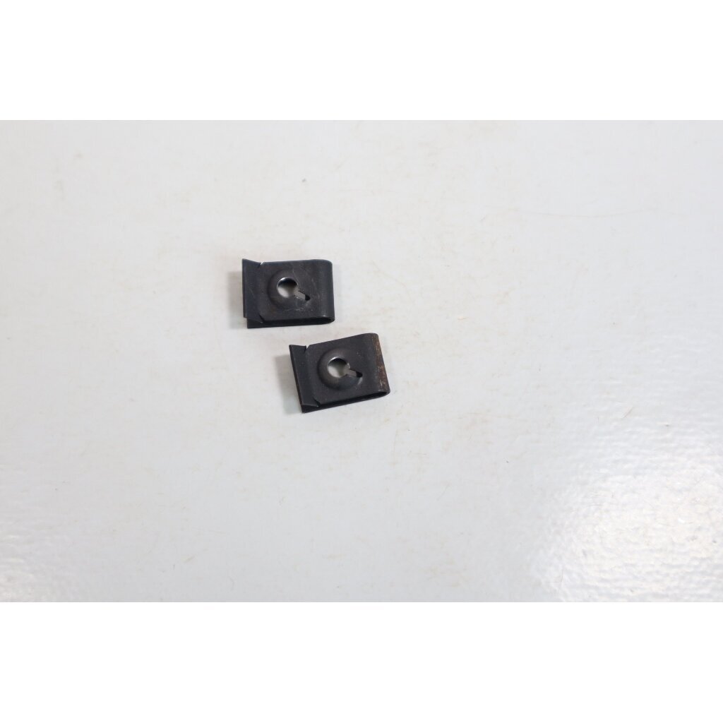 Genuine Nut Clip McCULLOCH Jonsered Partner 350 351 370 390 420 Husqvarna 36 136 137 chainsaw 530015922 3 Genuine Nut Clip McCULLOCH Jonsered Partner 350 351 370 390 420 Husqvarna 36 136 137 chainsaw 530015922 3