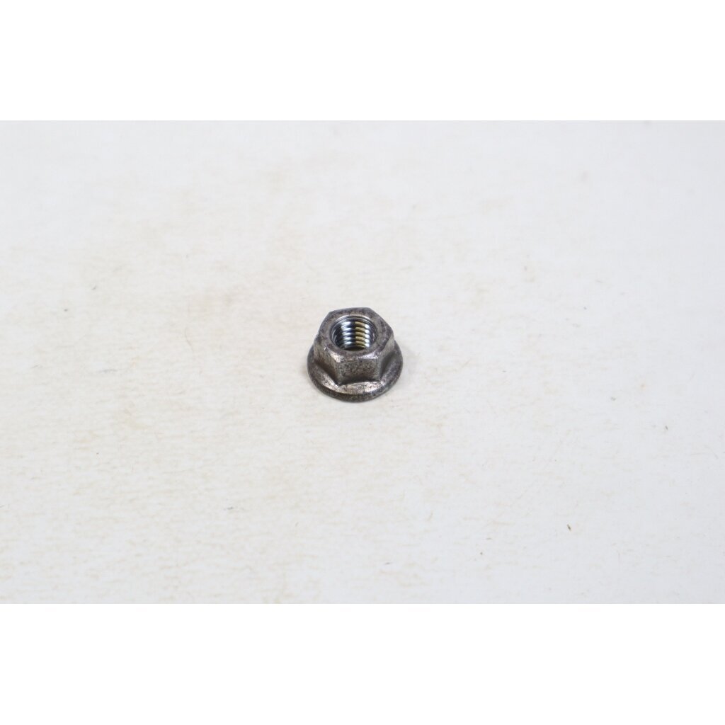Genuine Nut Clutch Cover Efco 156 162 138 142 146 151 Oleo Mac 938 941 942 946 951 952 956 chainsaw 094500155 Genuine Nut Clutch Cover Efco 156 162 138 142 146 151 Oleo Mac 938 941 942 946 951 952 956 chainsaw 094500155