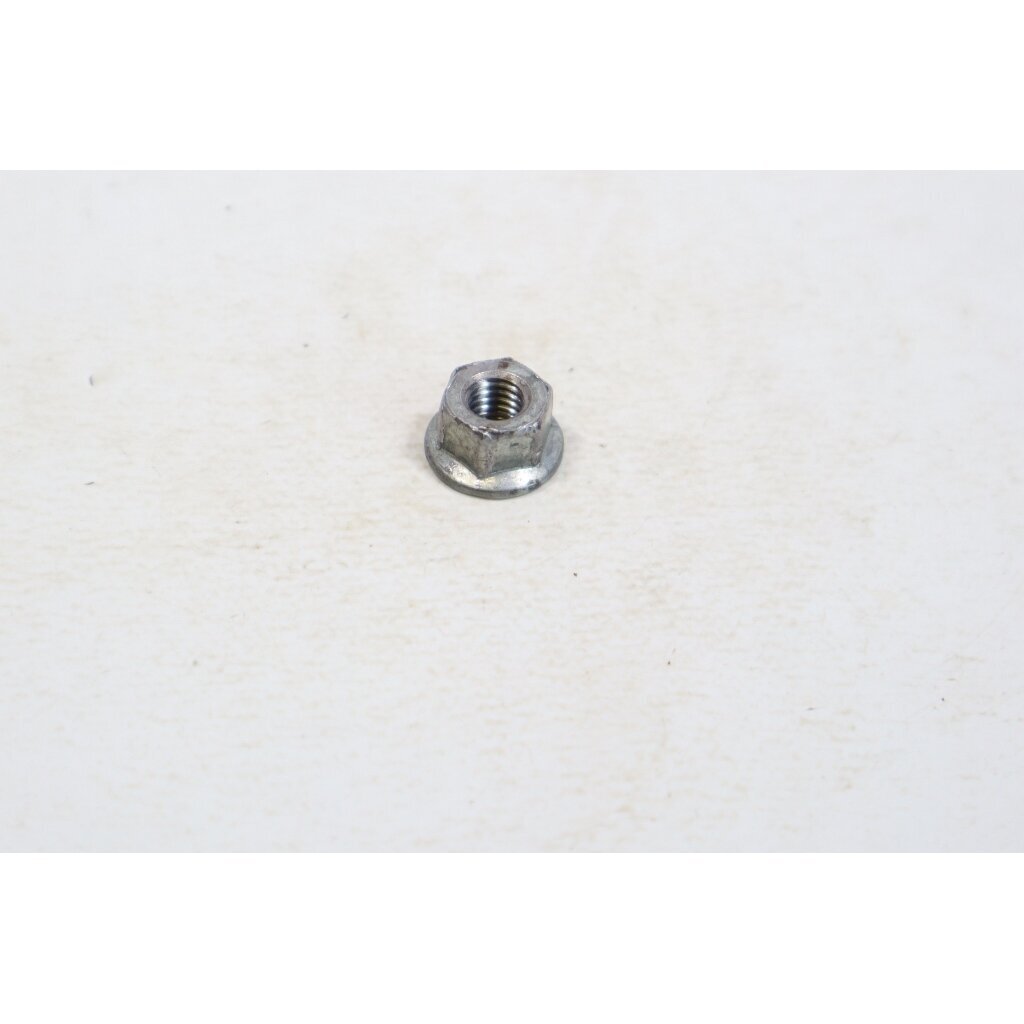 Genuine Nut Husqvarna 340 345 346 350 351 353 135 435 440 336 338 339 357 359 362 365 40 45 49 51 450 455 460 461 465 chainsaw 503220001 Genuine Nut Husqvarna 340 345 346 350 351 353 135 435 440 336 338 339 357 359 362 365 40 45 49 51 450 455 460 461 465 chainsaw 503220001